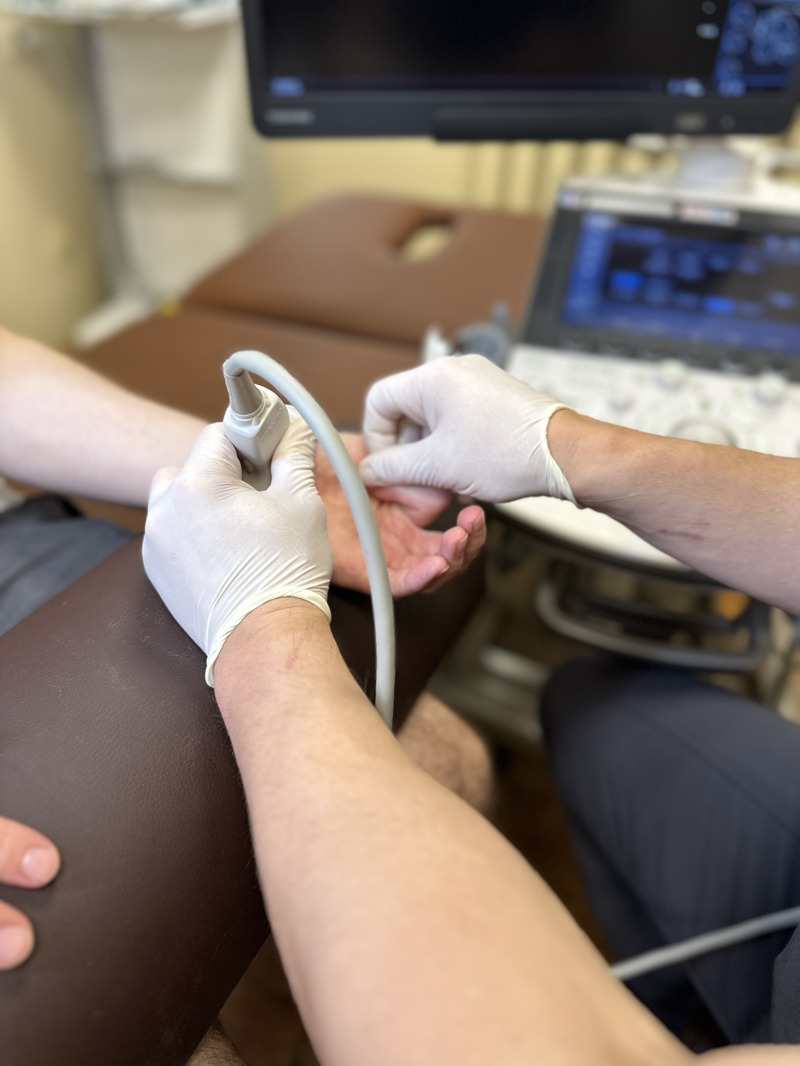 Locitavu ultrasonografija | Muskuloskeletālā ultrasonogrāfija (USG)