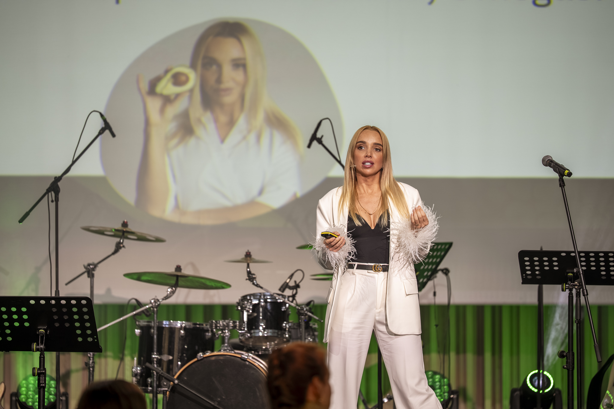 Lektore stāsta par veselīgu uzturu un dzīvesveidu preventīvās veselības festivālā